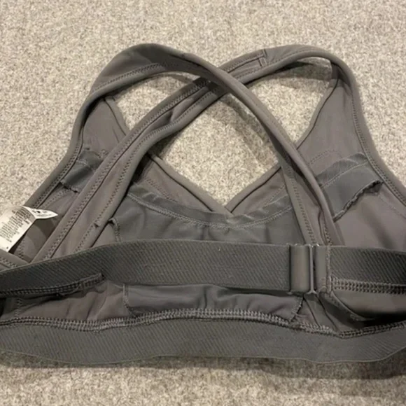 Nike Nursing Sports Bras - Picture 5 of 5